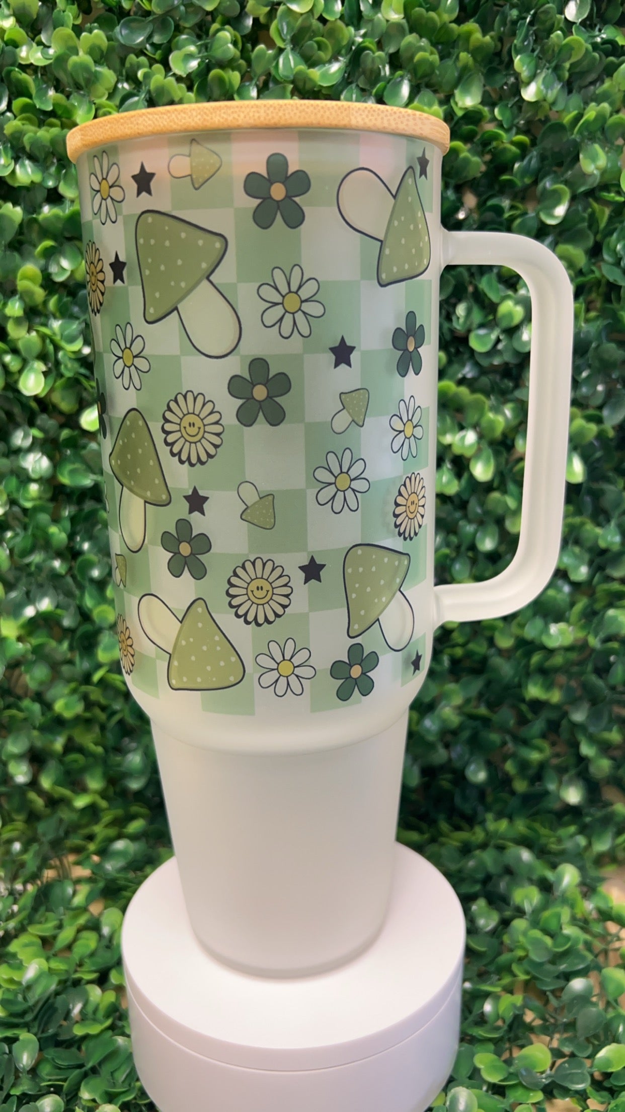 Green Checkered Mushroom 40 Oz Frosted Glass Tumbler