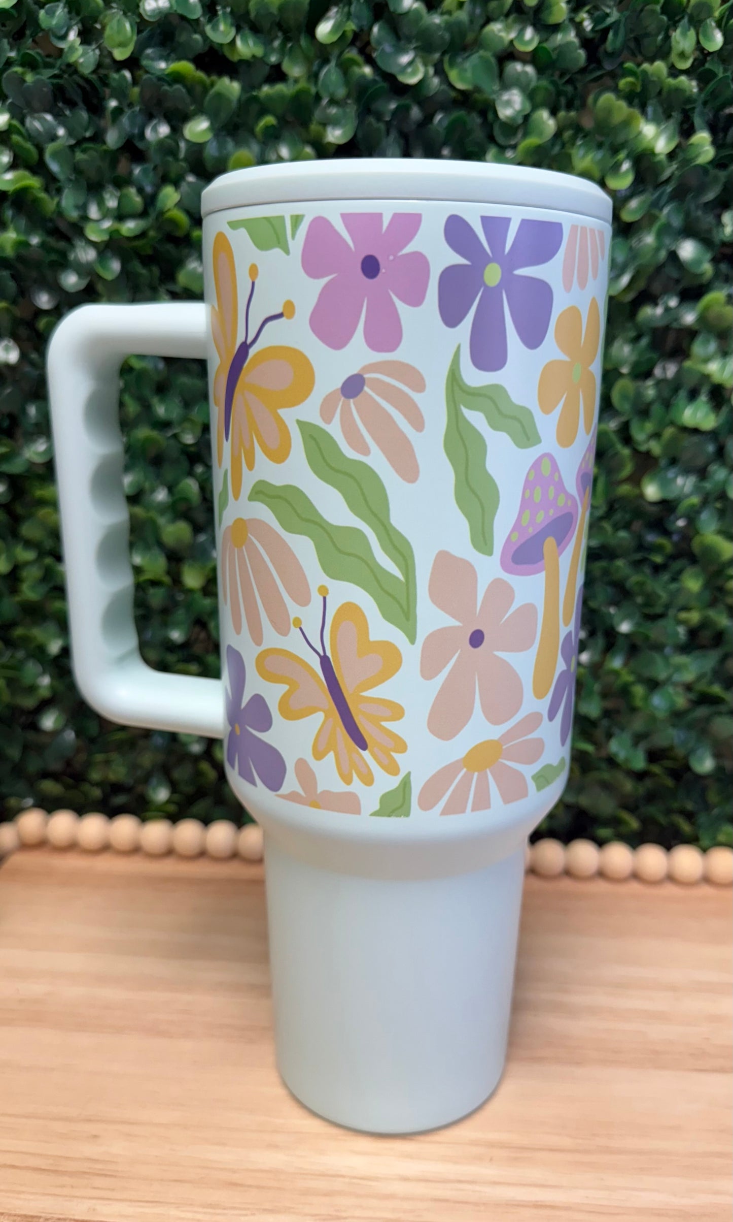 40oz Mint green mushroom/flower stainless steel tumbler